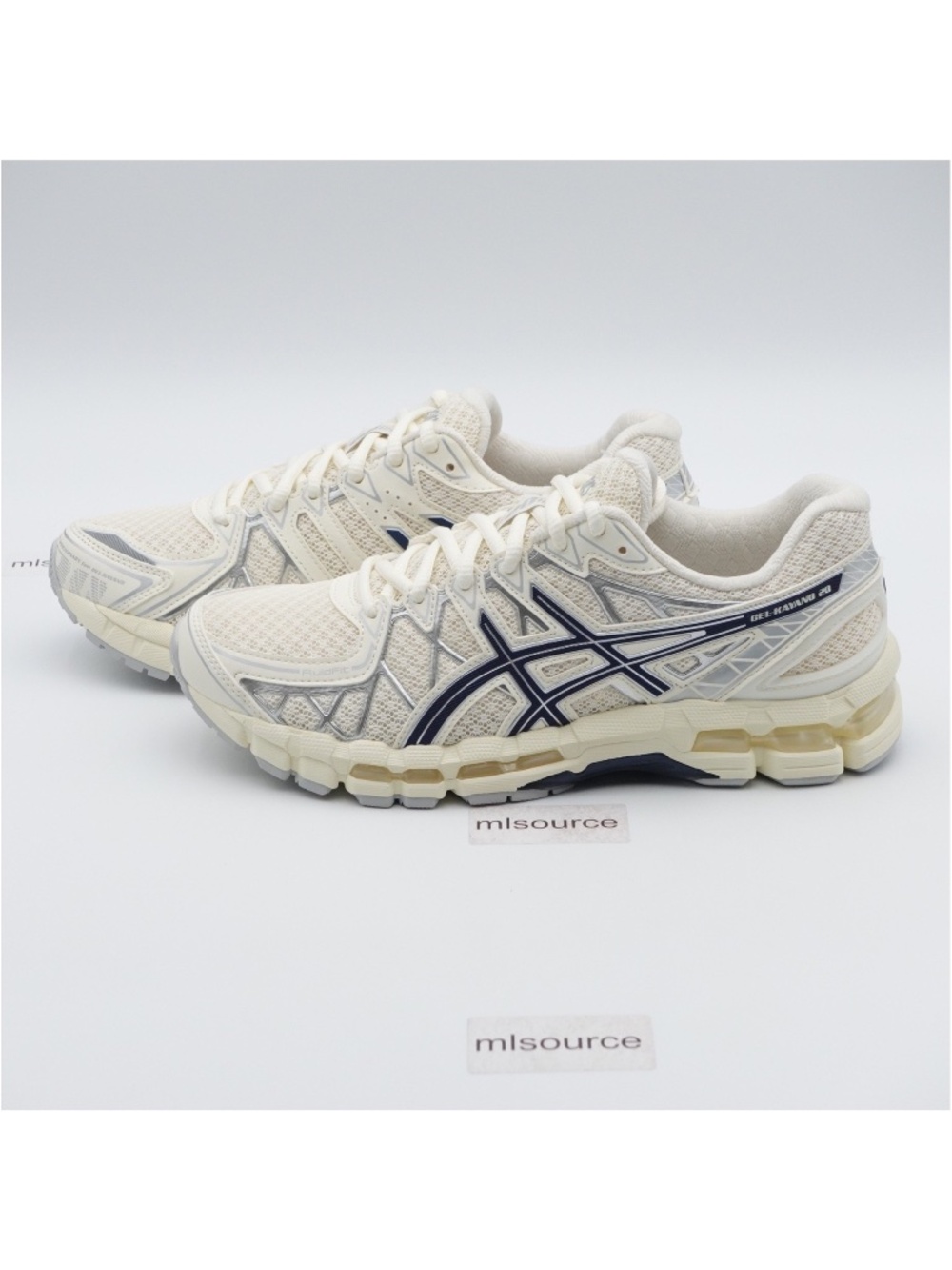 NEW ASICS GEL-Kayano 20 Sneakers 1203A388-104 Cream/Independence Blue